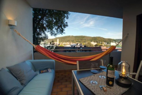 Stilvolle FeWo - mit Balkon und Whirlpoolwanne